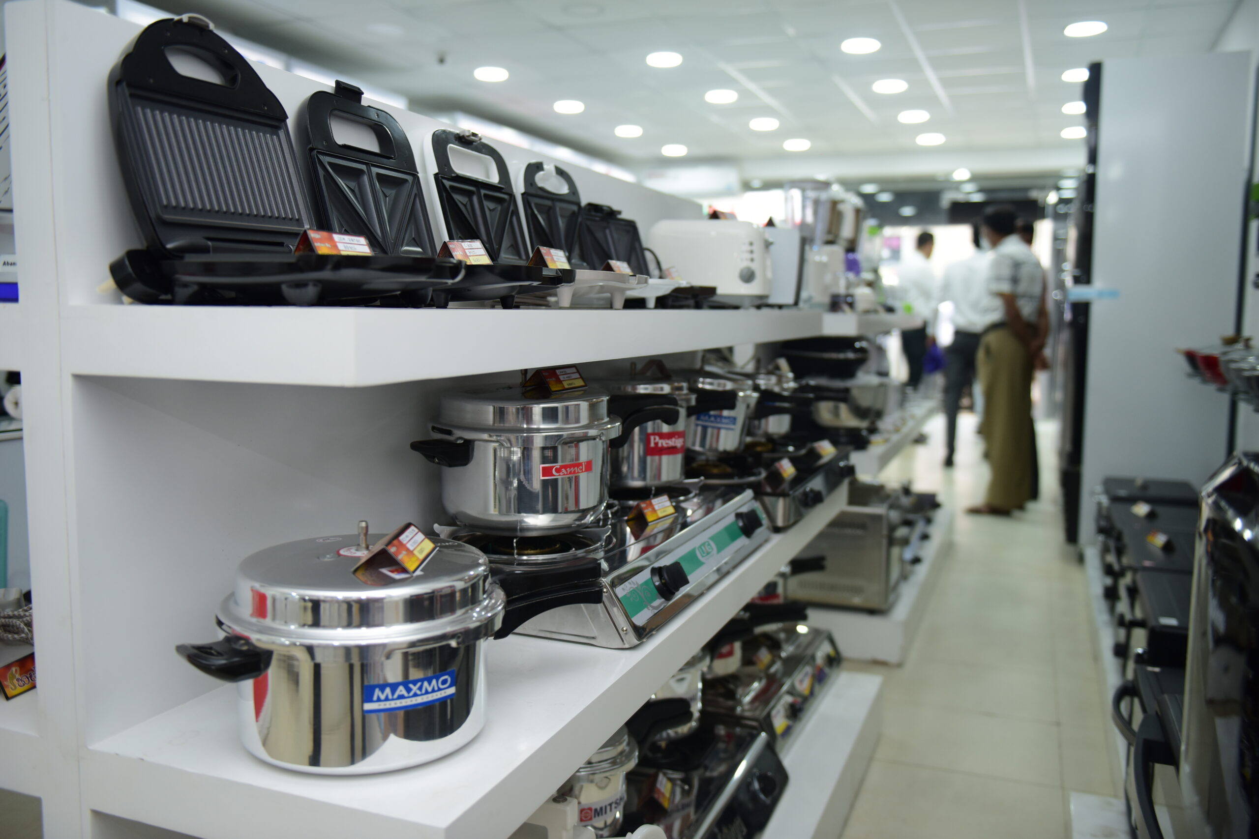 About Us - Hasthi Holdings (Pvt) Ltd