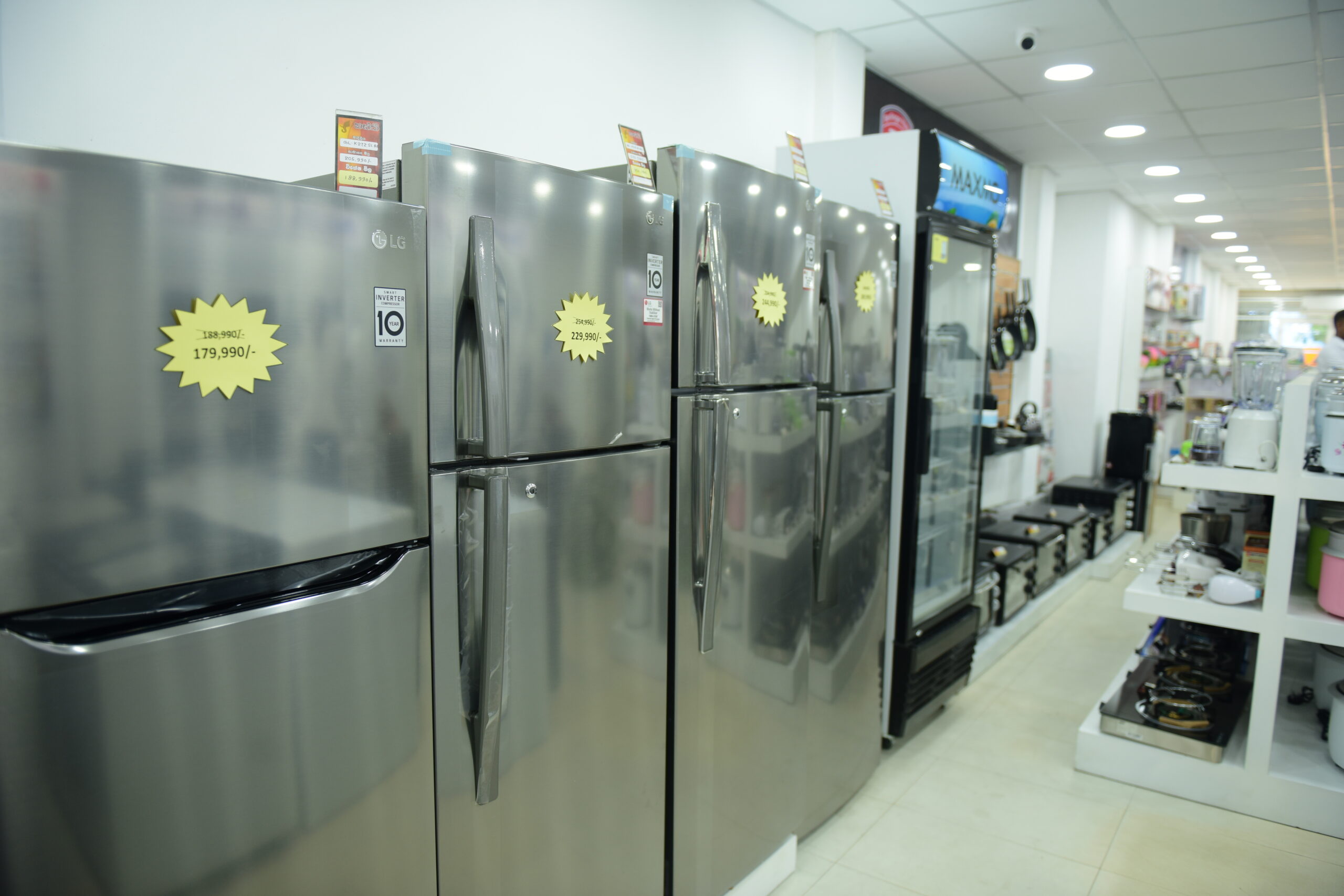 About Us - Hasthi Holdings (Pvt) Ltd