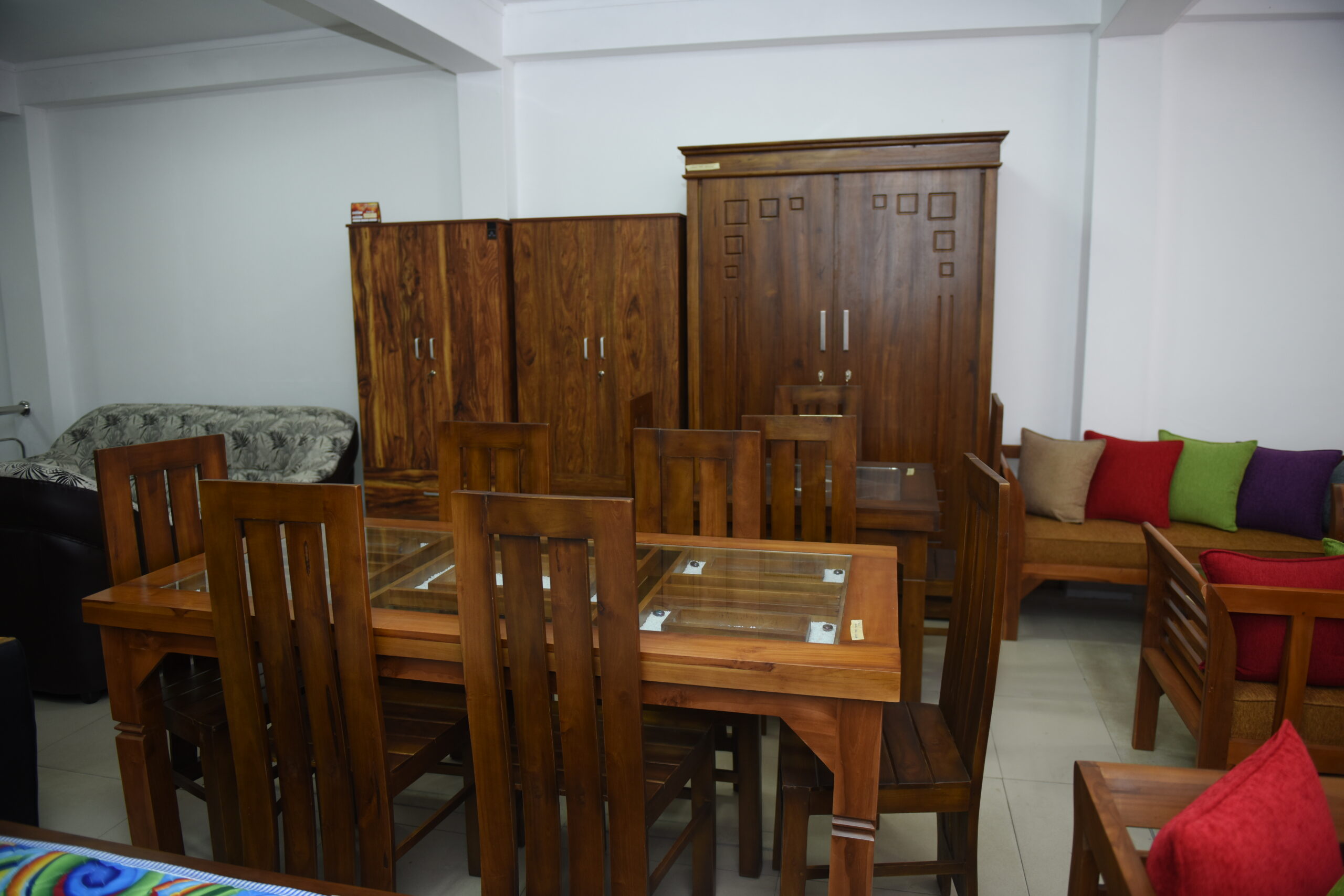 About Us - Hasthi Holdings (Pvt) Ltd